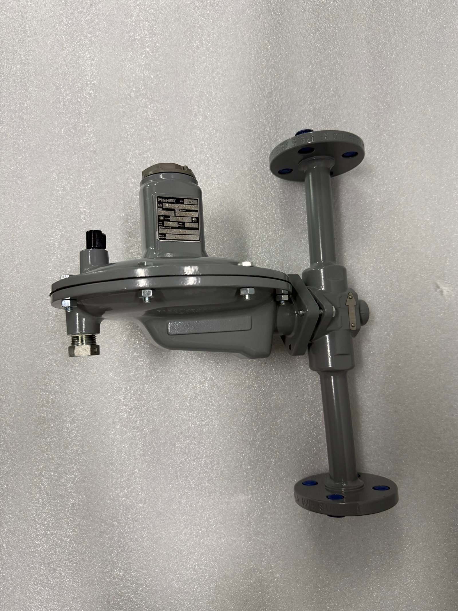Original Fisher T205 Series direct-operated tank blanketing regulator with large diaphragm for precise low-pressure control in storage tanks from Chinese supplier Yunrui