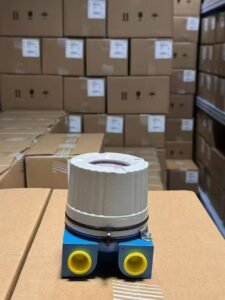 Original Endress+Hauser PMP50 pressure transmitter with aluminum housing in stock, industrial pressure sensors warehouse, from Chinese supplier - Yunrui